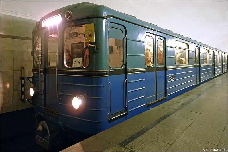 Расходы на строительство метро в Петербурге увеличат более чем в два раза