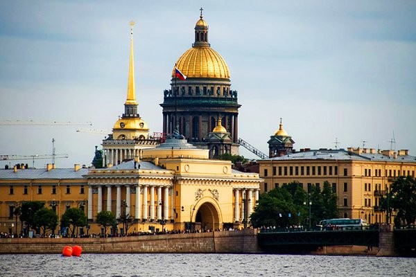 Сбербанк будет финансировать региональные инвестпроекты Петербурга
